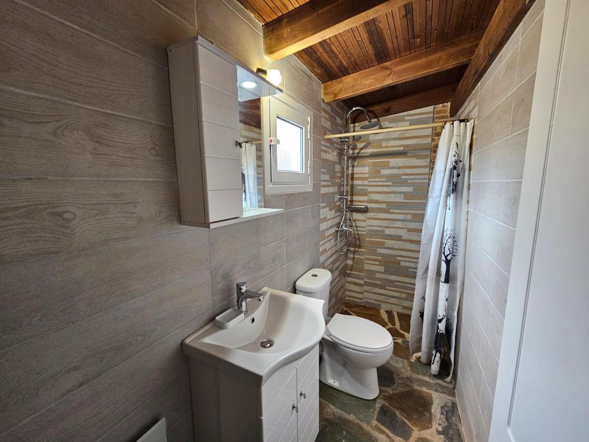 Villa Clotho Pórto Ráfti Exteriör bild
